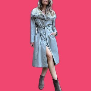 VTG Penny Lane Dove Gray Leather Trench Coat Fur Collar Belt 70s Boho Glam Luxe